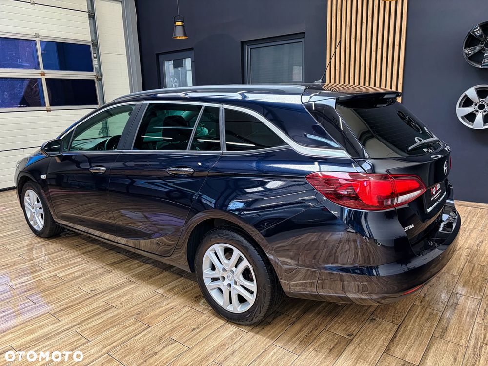 Opel Astra 1.6 CDTI Elite S&S - 11