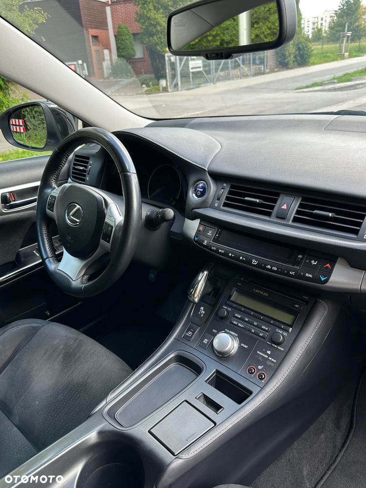 Lexus CT 200h Elegance - 32