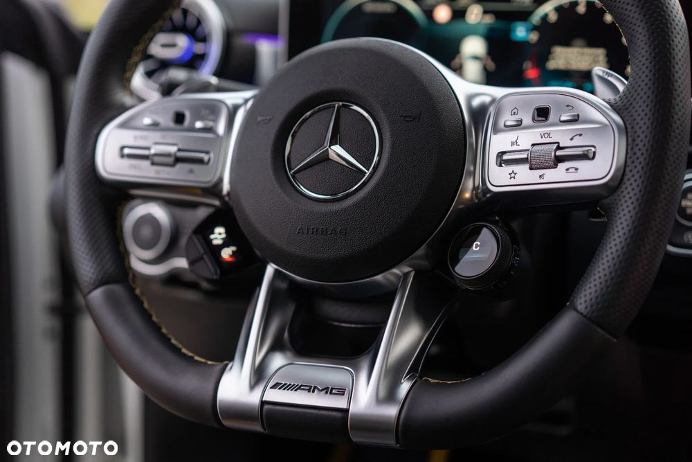 Mercedes-Benz CLA - 10