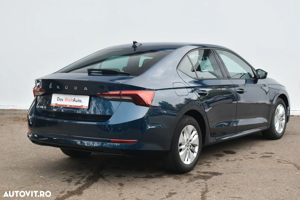 Skoda Octavia 2.0 TDI DSG Ambition - 3
