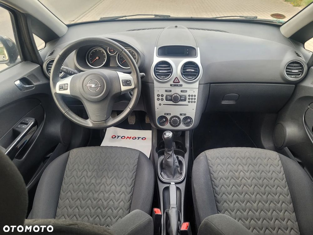 Opel Corsa 1.4 16V Active - 16
