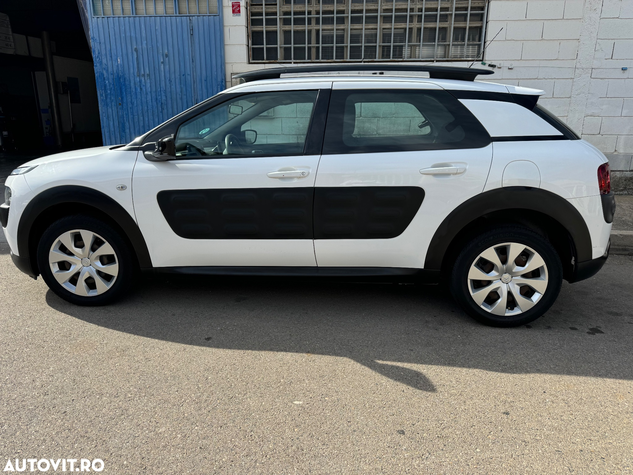 Citroën C4 Cactus PureTech 110 Stop&Start Live - 3
