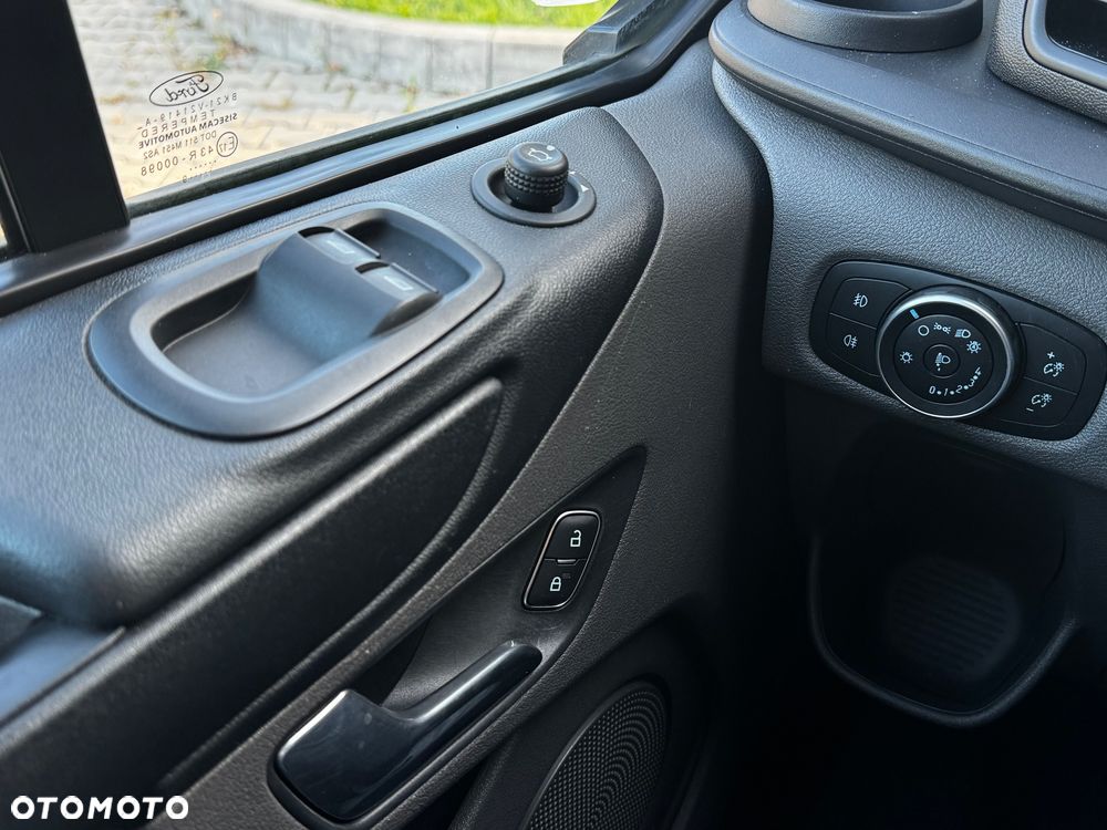 Ford Transit Custom - 16