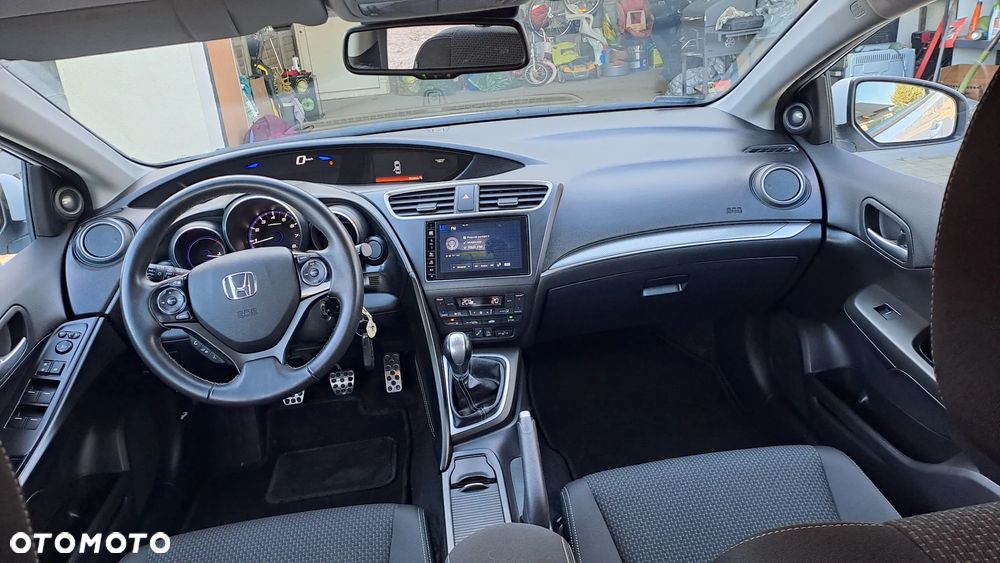 Honda Civic 1.8 Elegance - 10