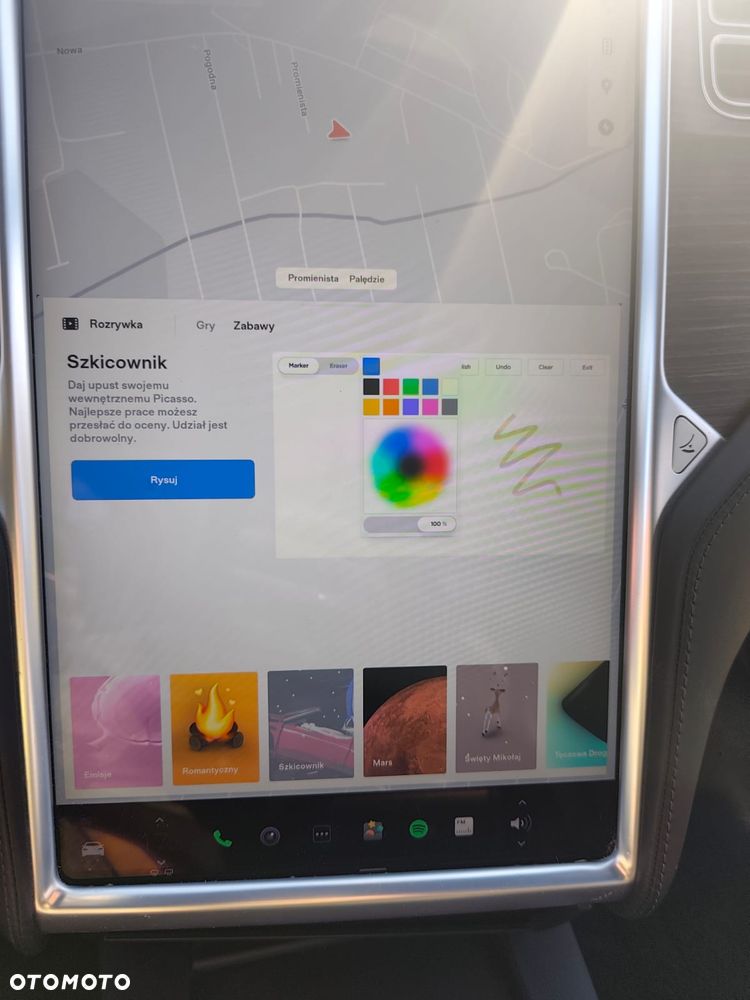 Tesla Model S - 21
