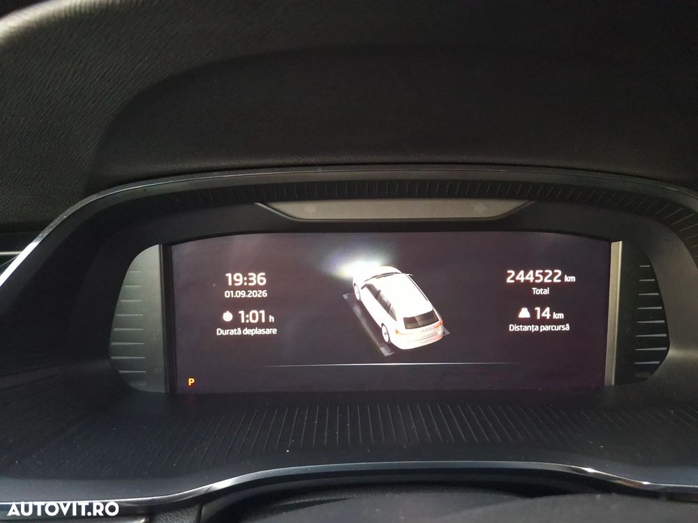 Skoda Octavia 2.0 TDI DSG Ambition - 10