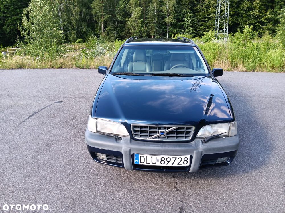 Volvo V70 2.4 AWD - 2