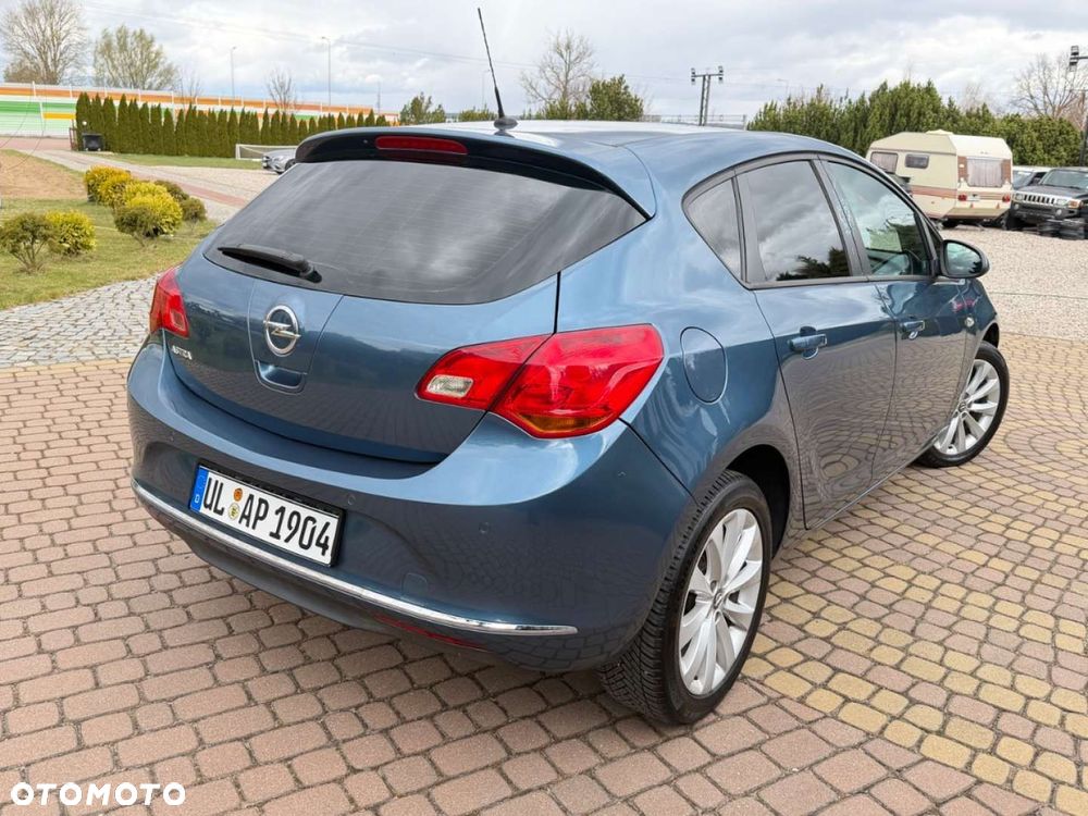 Opel Astra - 37