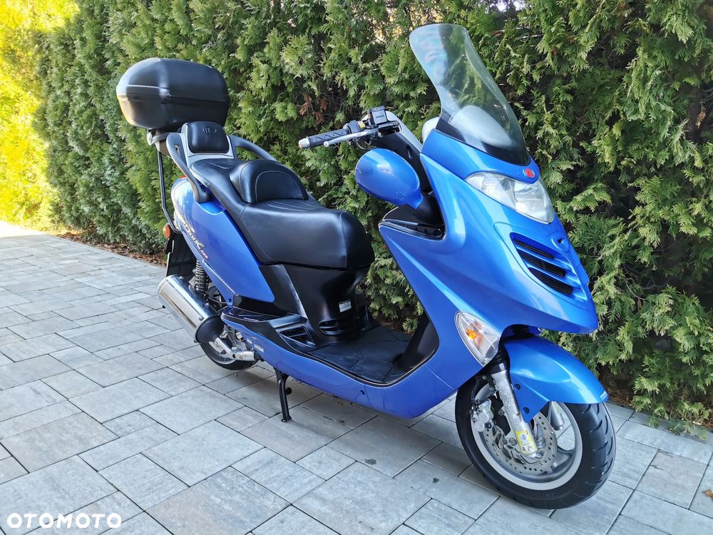 Kymco Grand Dink - 1