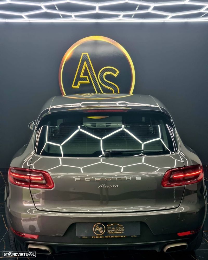 Porsche Macan - 48