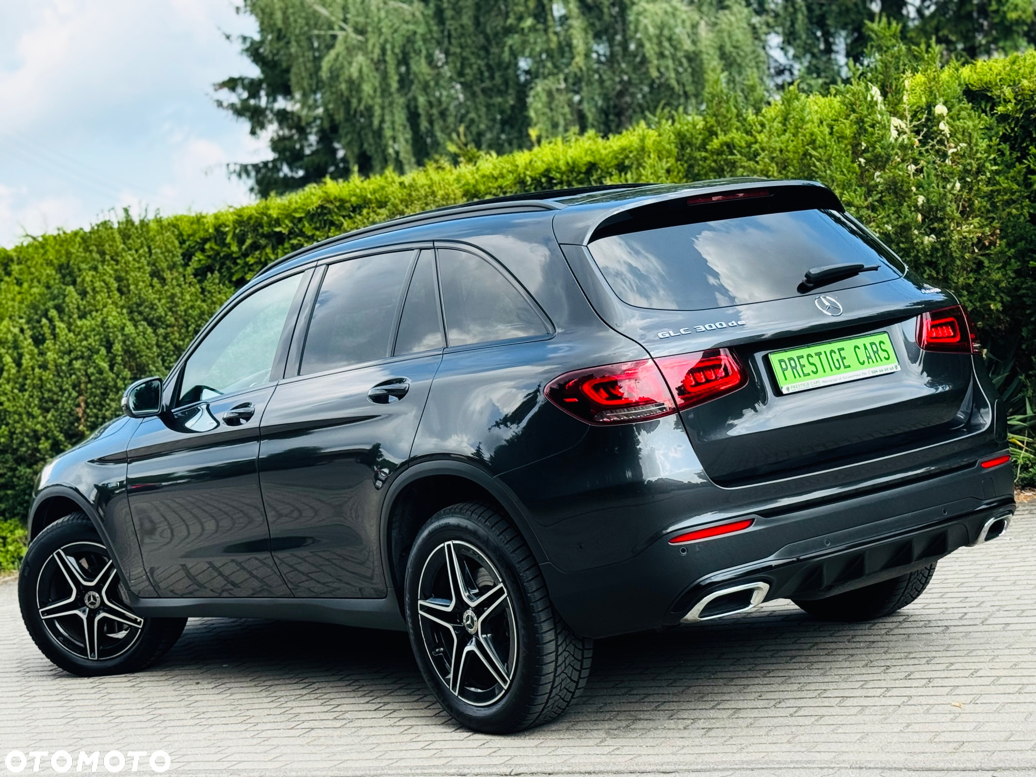 Mercedes-Benz GLC 220 d 4Matic 9G-TRONIC AMG Line - 17