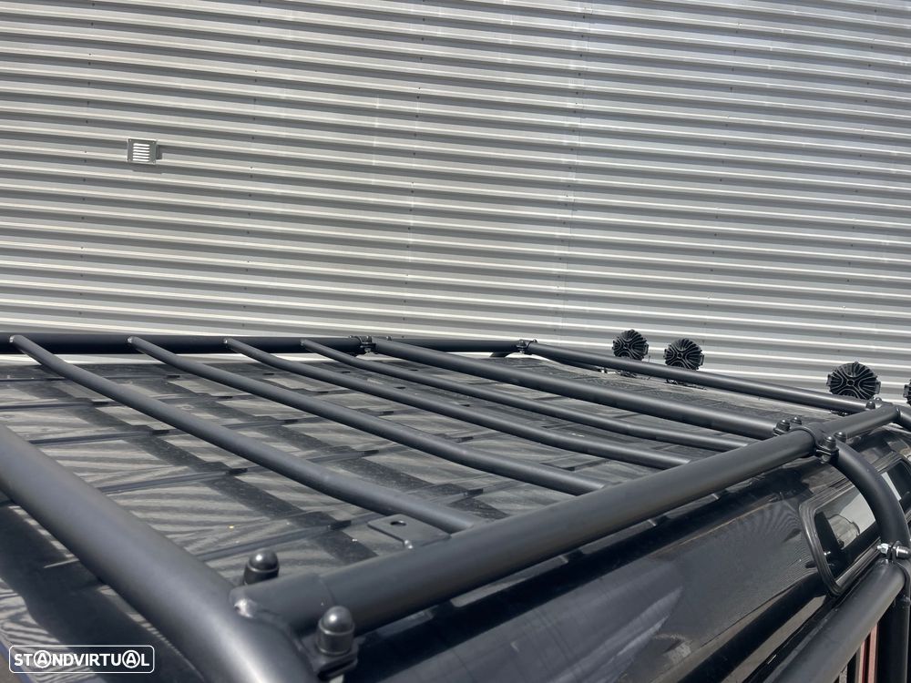 Land Rover Defender 110 Station Wagon Style - 12