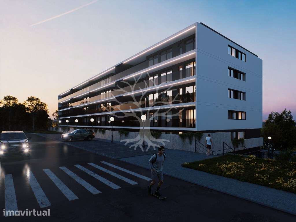 Apartamento T3 em Construção com Varanda e Lugar de Garagem em Fânz...