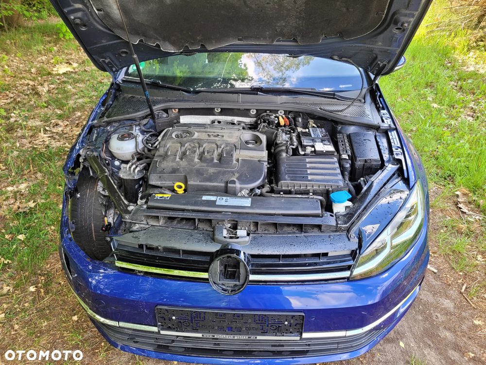 Volkswagen Golf 1.6 TDI Sound - 16
