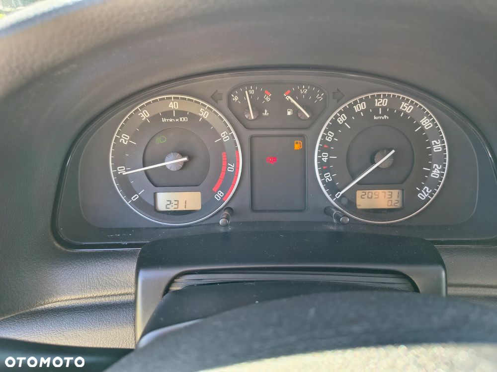 Skoda Superb 1.8 Turbo - 19