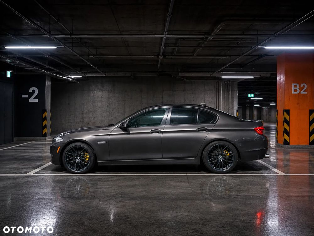 BMW Seria 5 528i - 16