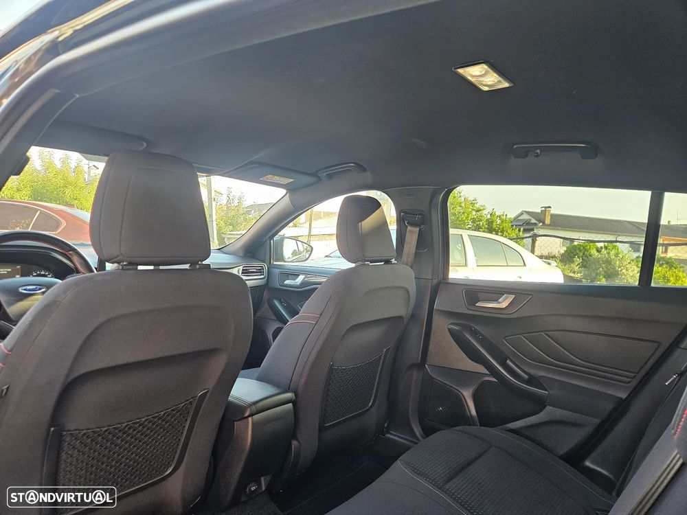 Ford Focus SW 1.0 EcoBoost ST-Line - 23