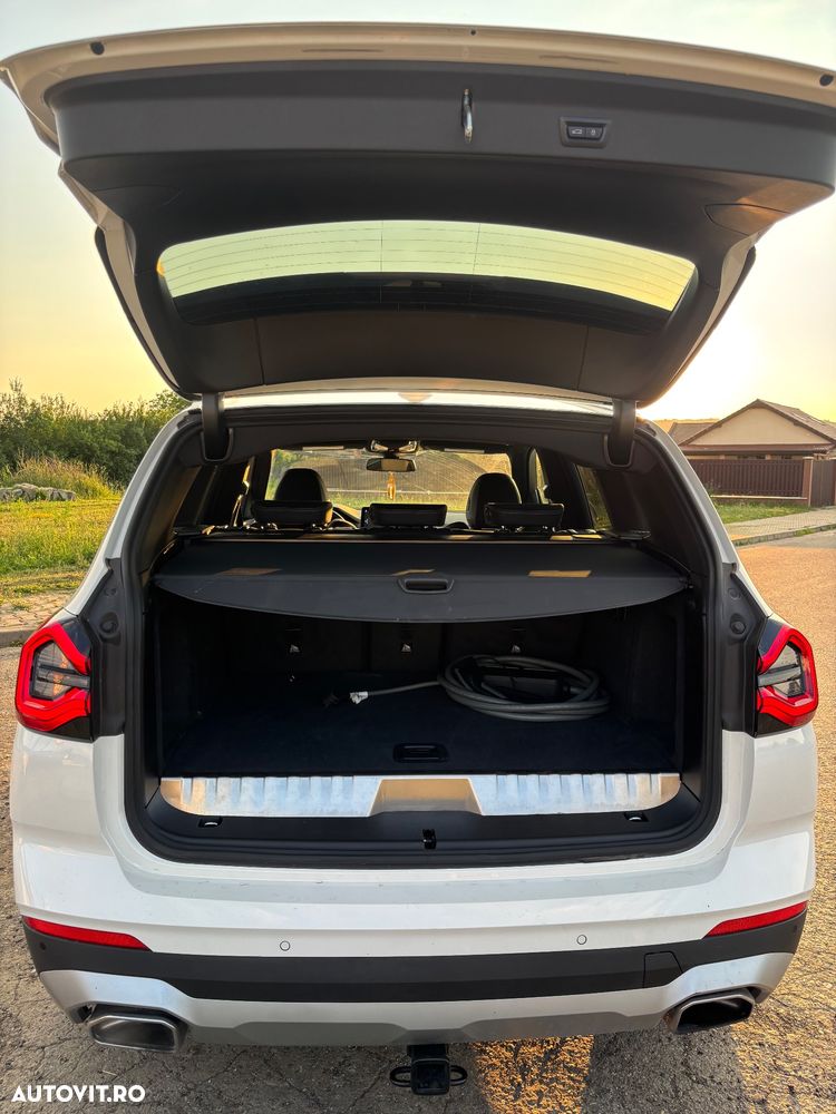 BMW X3 xDrive30e AT PHEV - 9
