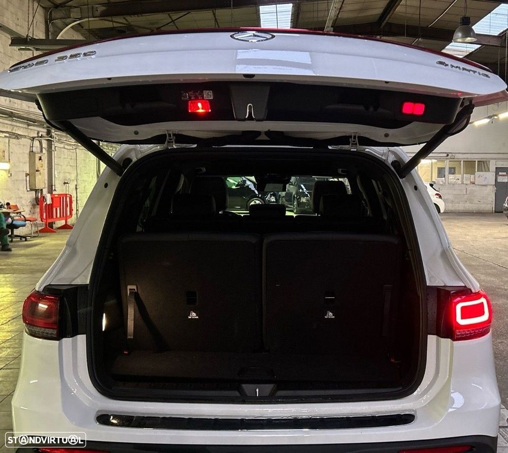 Mercedes-Benz EQB 350 4Matic AMG Line - 11