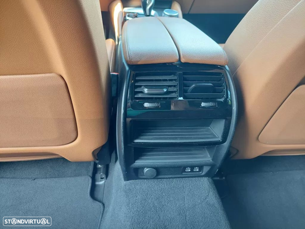 BMW 530 e Pack M - 10
