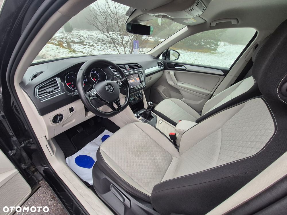 Volkswagen Tiguan 2.0 TDI SCR Elegance - 6