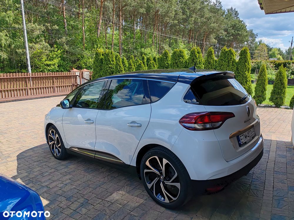 Renault Scenic - 24