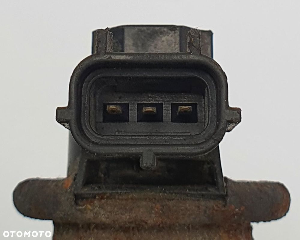 ZAWÓR EGR FORD MONDEO MK3 2.0 TDCI 4C12C-1C1A-AA - 5