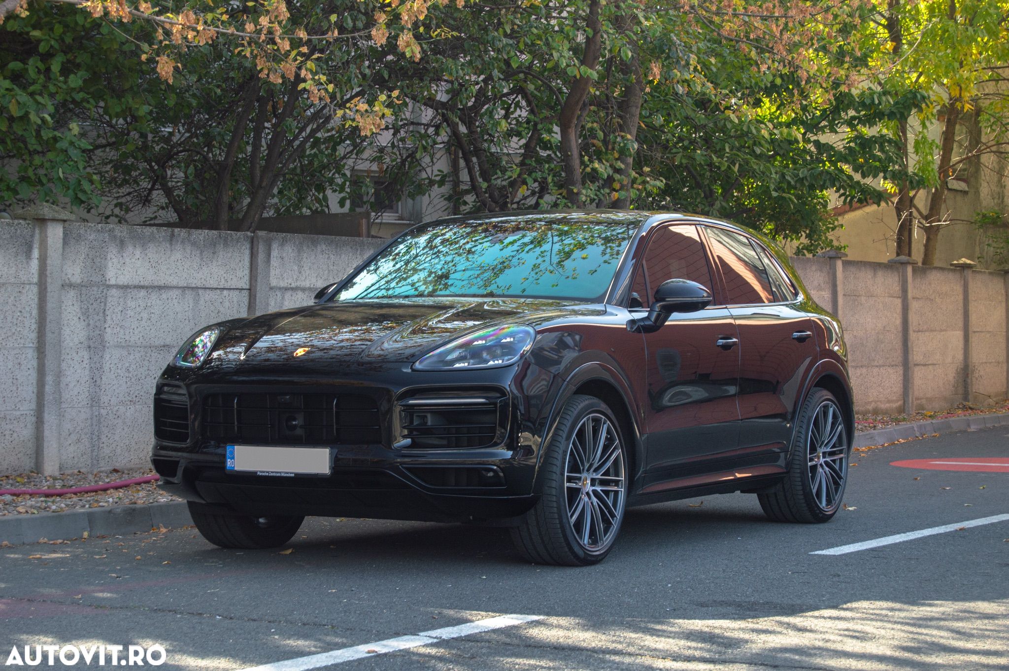 Porsche Cayenne S - 1