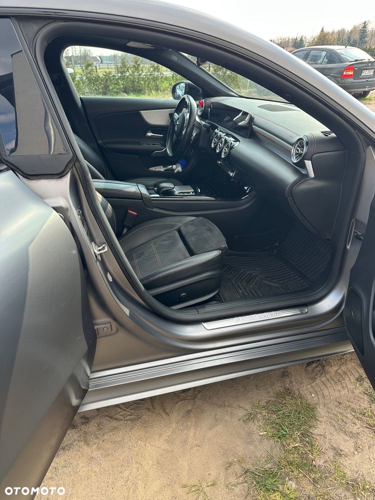 Mercedes-Benz CLA 200 d 8G-DCT Edition 1 - 14