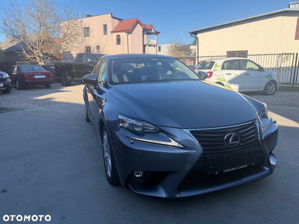 Lexus IS 300h Comfort EU6 - 2