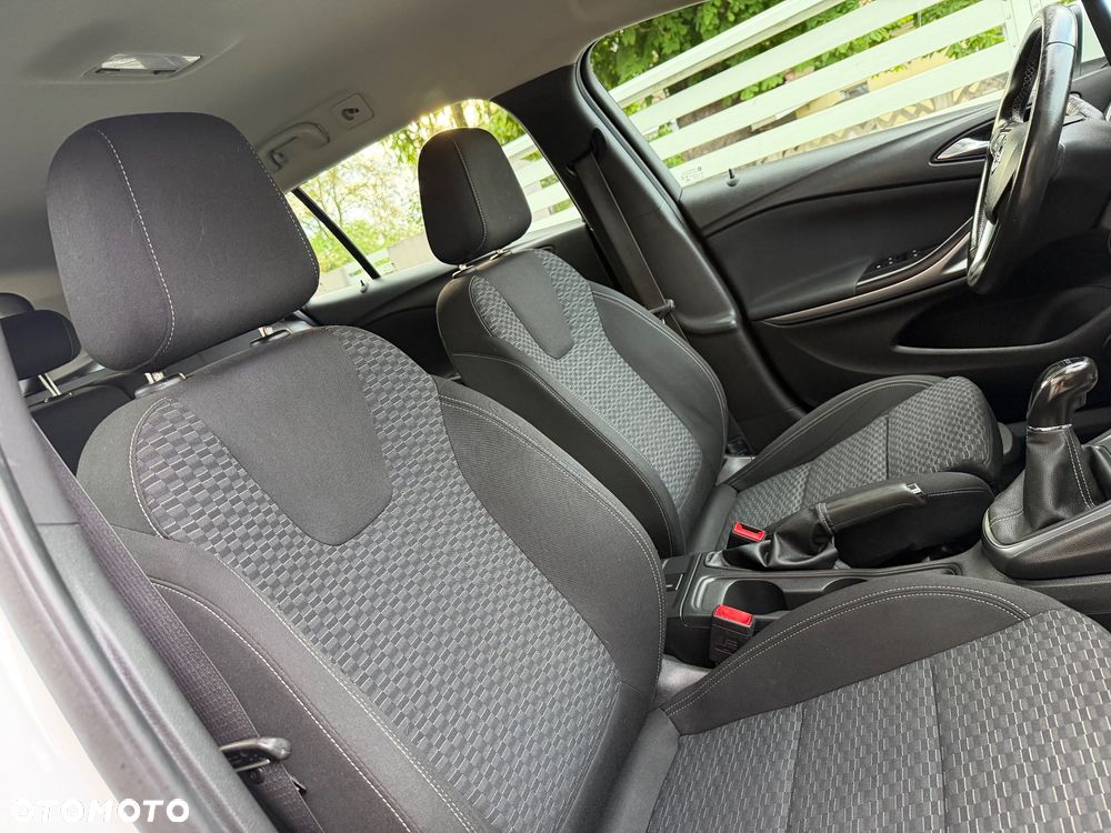 Opel Astra 1.6 D Start/Stop Edition - 21