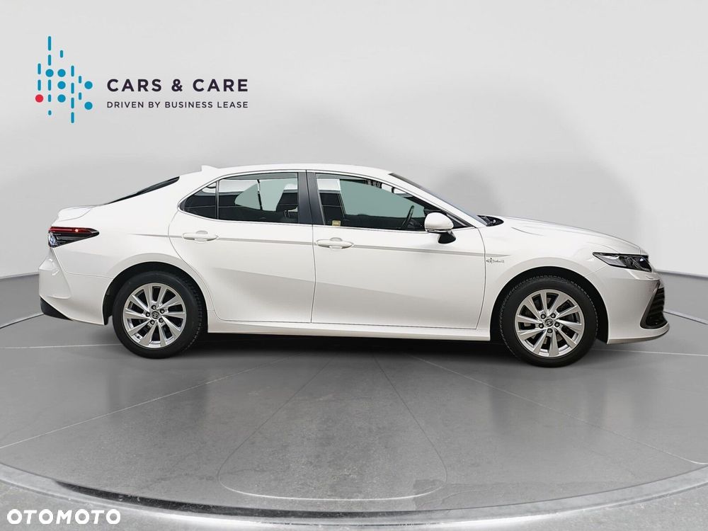 Toyota Camry 2.5 Hybrid Comfort CVT - 21
