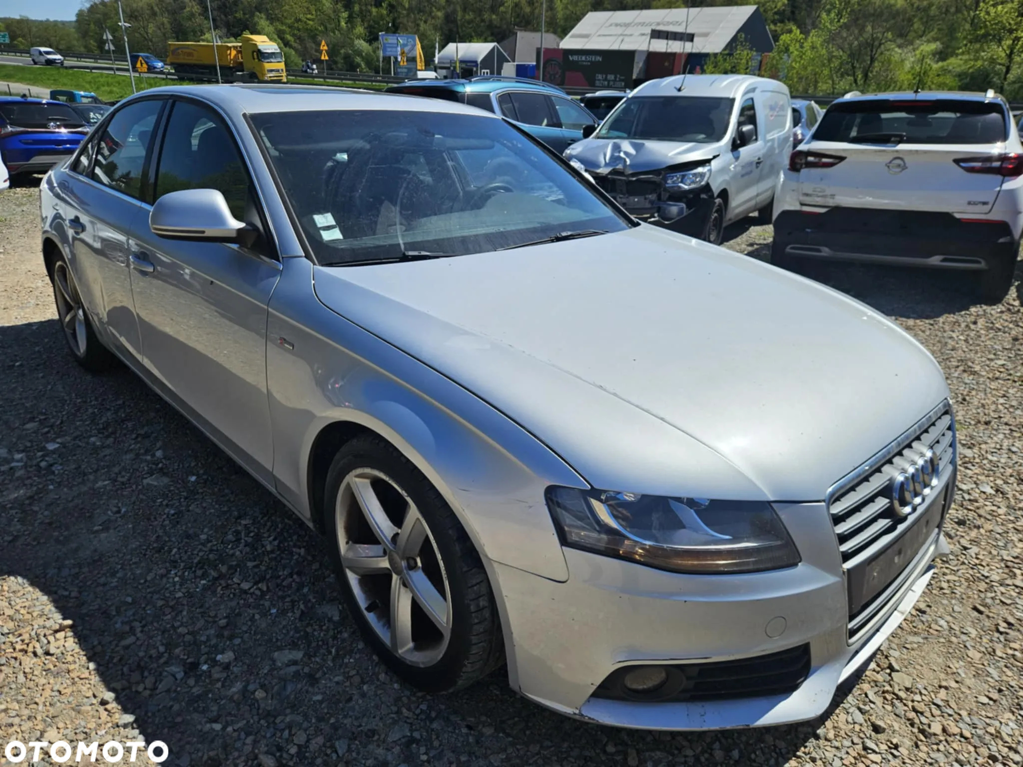 Audi A4 2.0 TDI DPF S line Sportpaket - 13