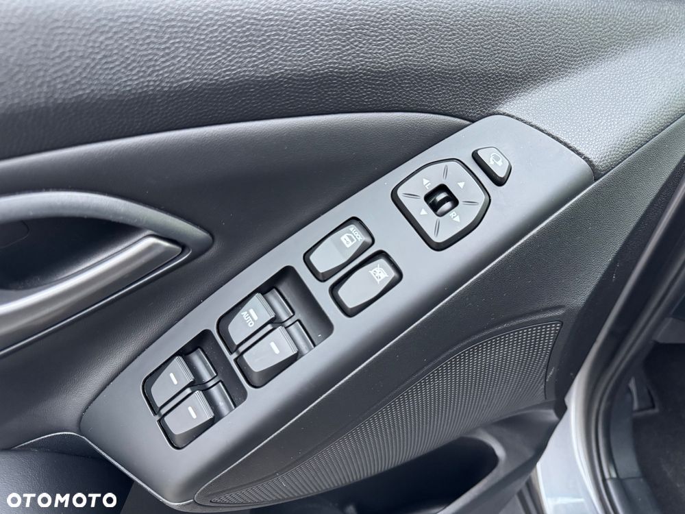 Hyundai ix35 1.6 2WD blue Style - 39