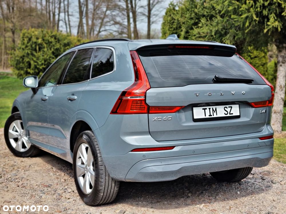 Volvo XC 60 B4 D AWD Geartronic Momentum Pro - 10