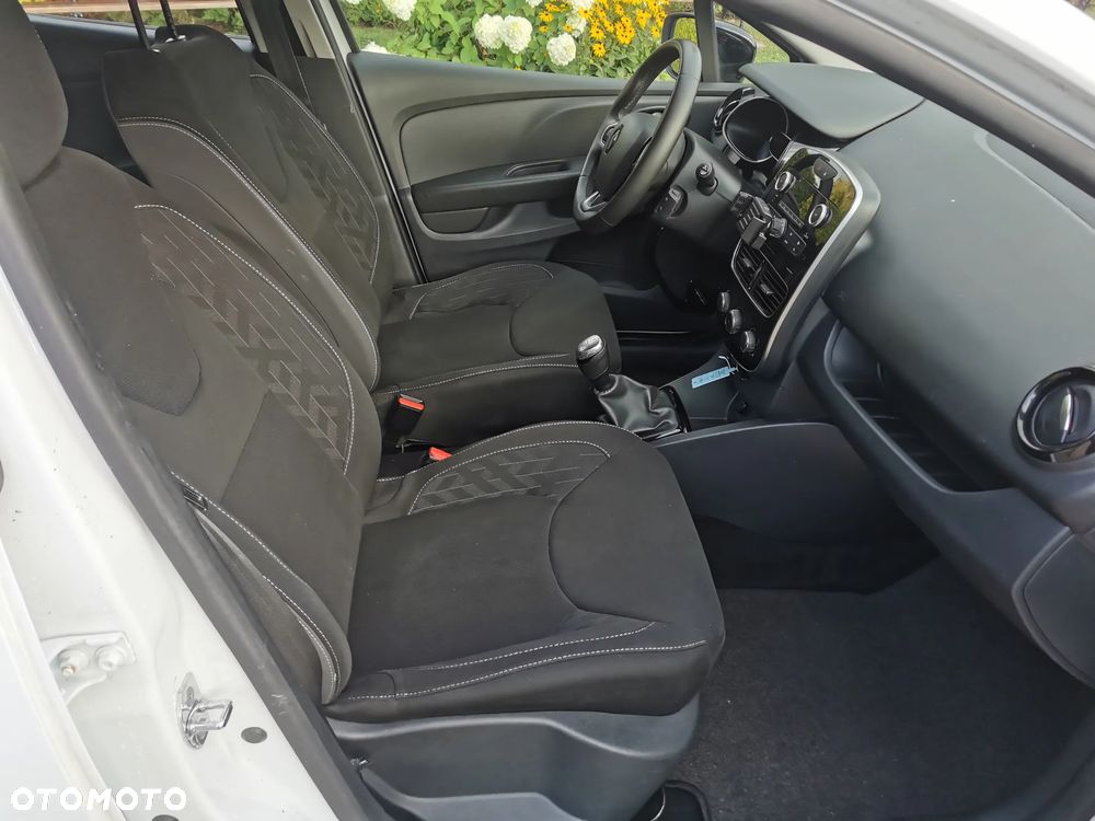 Renault Clio 1.2 16V Limited EU6 - 7
