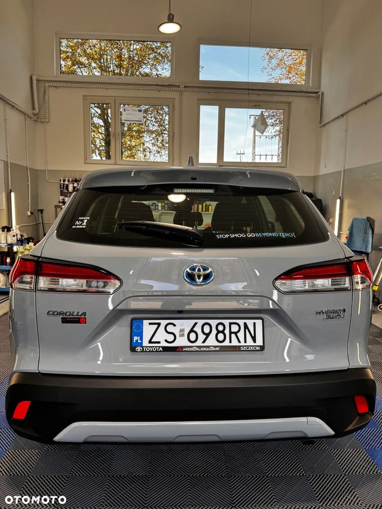 Toyota Corolla Cross - 16