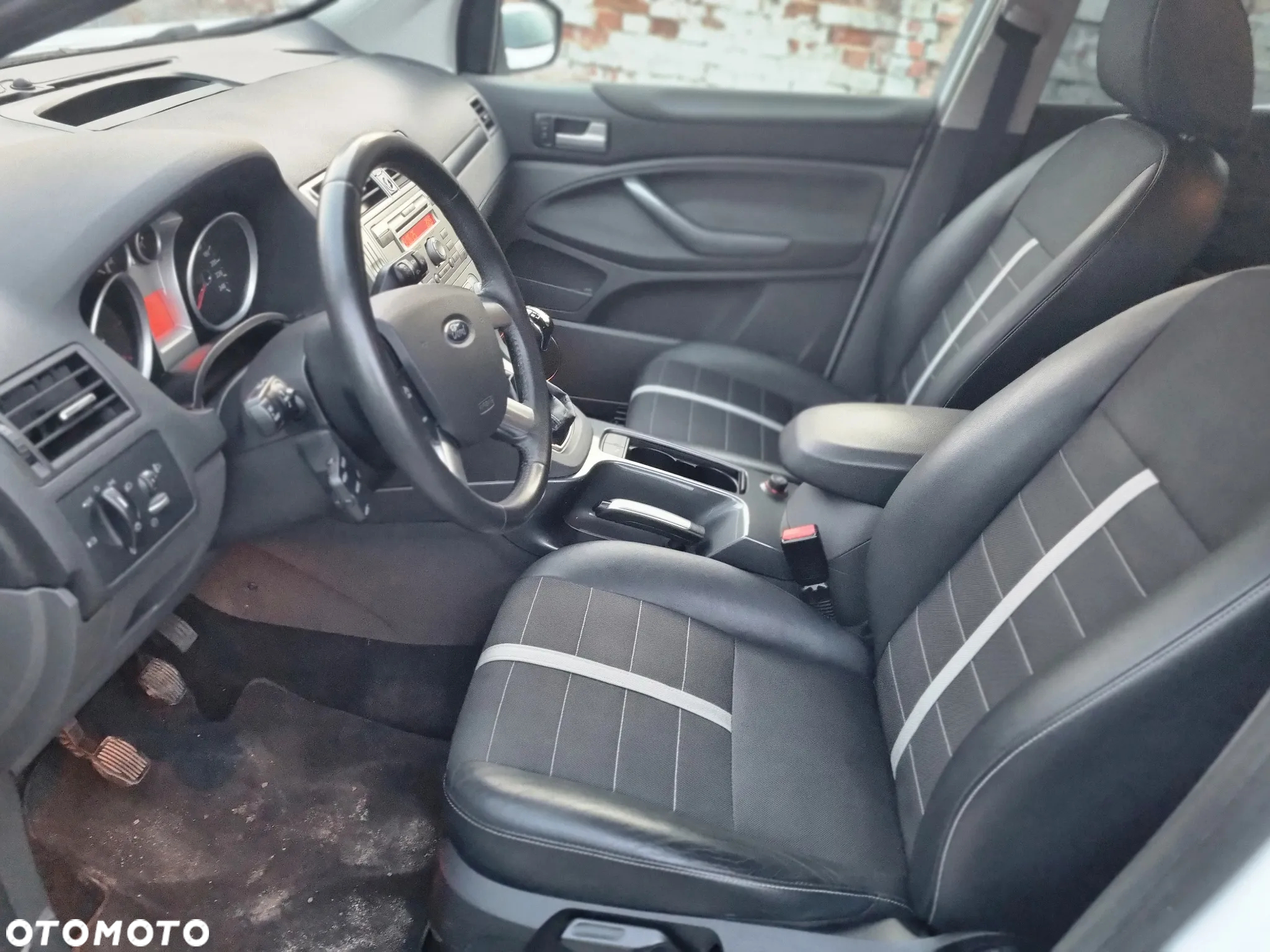 Ford Kuga 2.0 TDCi 4x4 Trend - 5