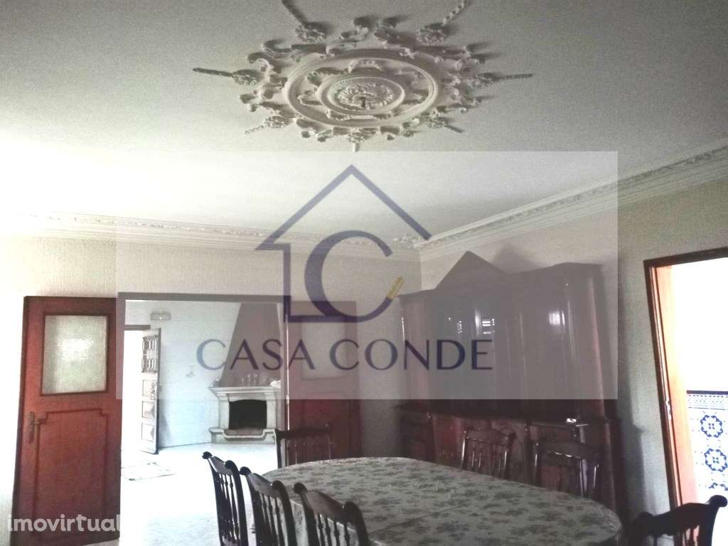 Moradia Isolada Duplex T4 para Remodelar | Excelente Potencial de V... - Grande imagem: 3/25