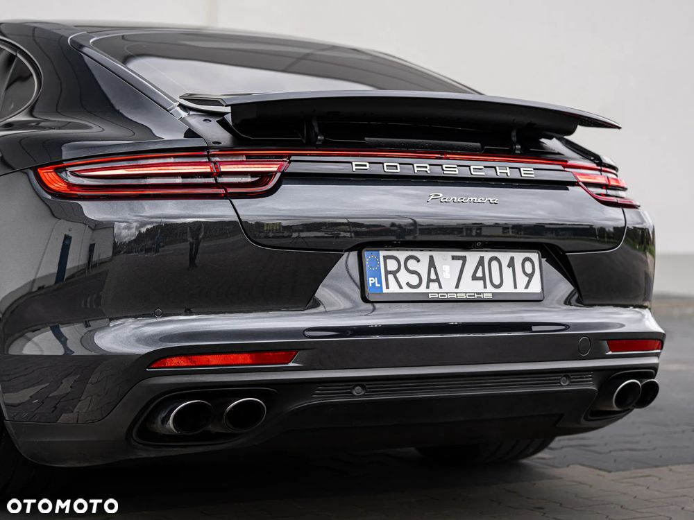 Porsche Panamera - 28