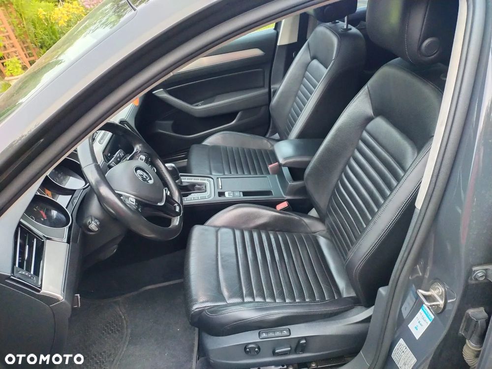 Volkswagen Passat 2.0 TDI BMT SCR 4Mot Highline DSG7 - 8