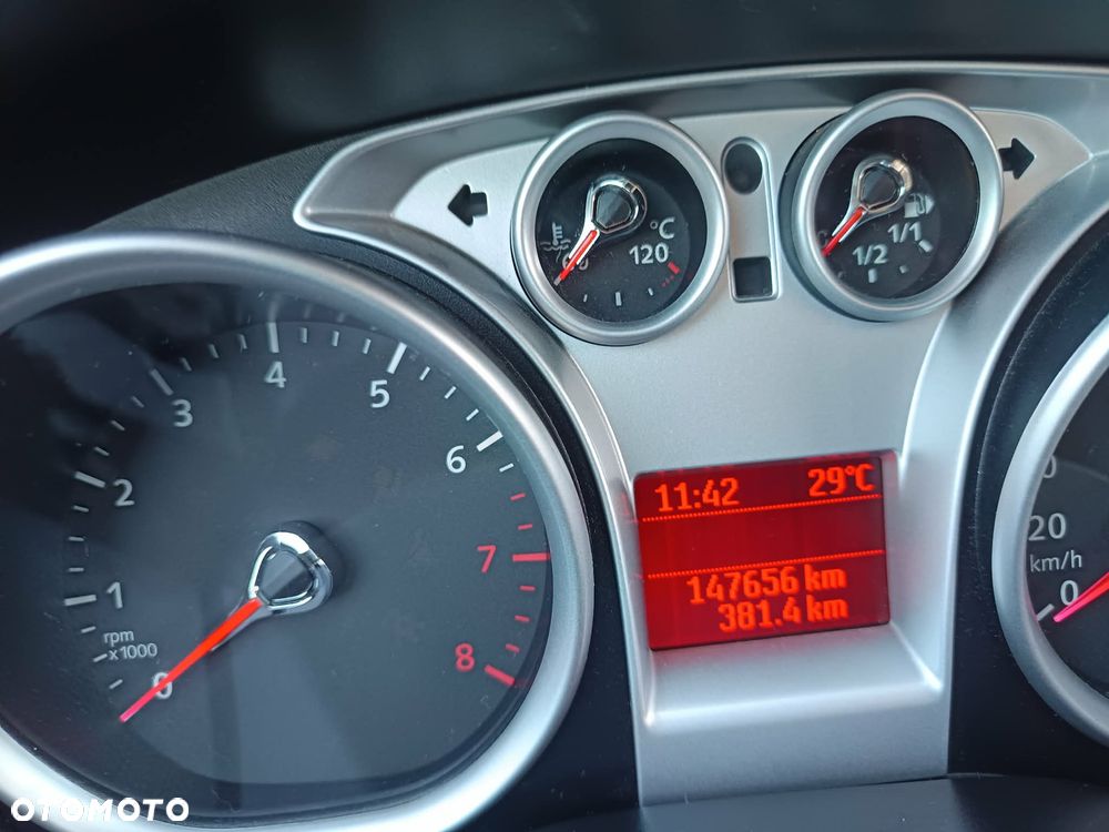 Ford Focus 1.6 Sport - 14
