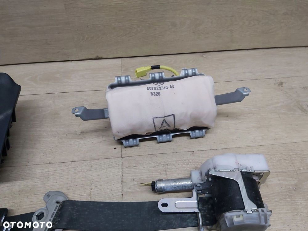 Toyota Auris II Air bag poduszka kierowcy deska pas lewy prawy 15r - 4