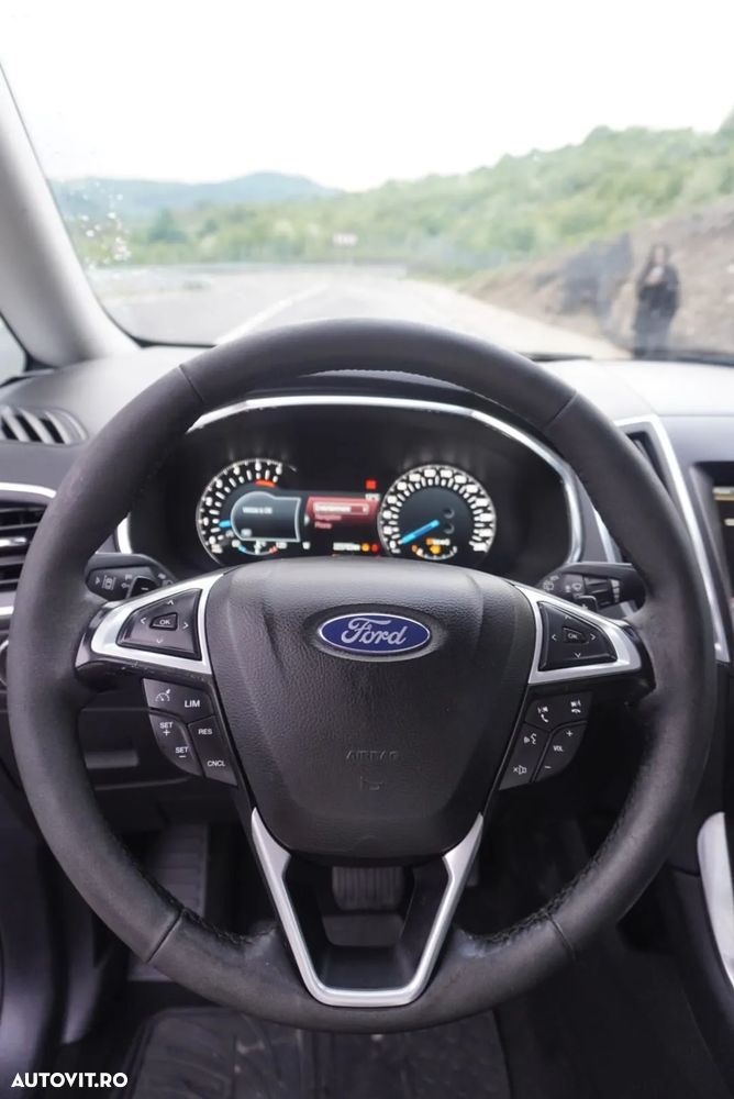 Ford Galaxy 2.0 TDCi Powershift Titanium - 19