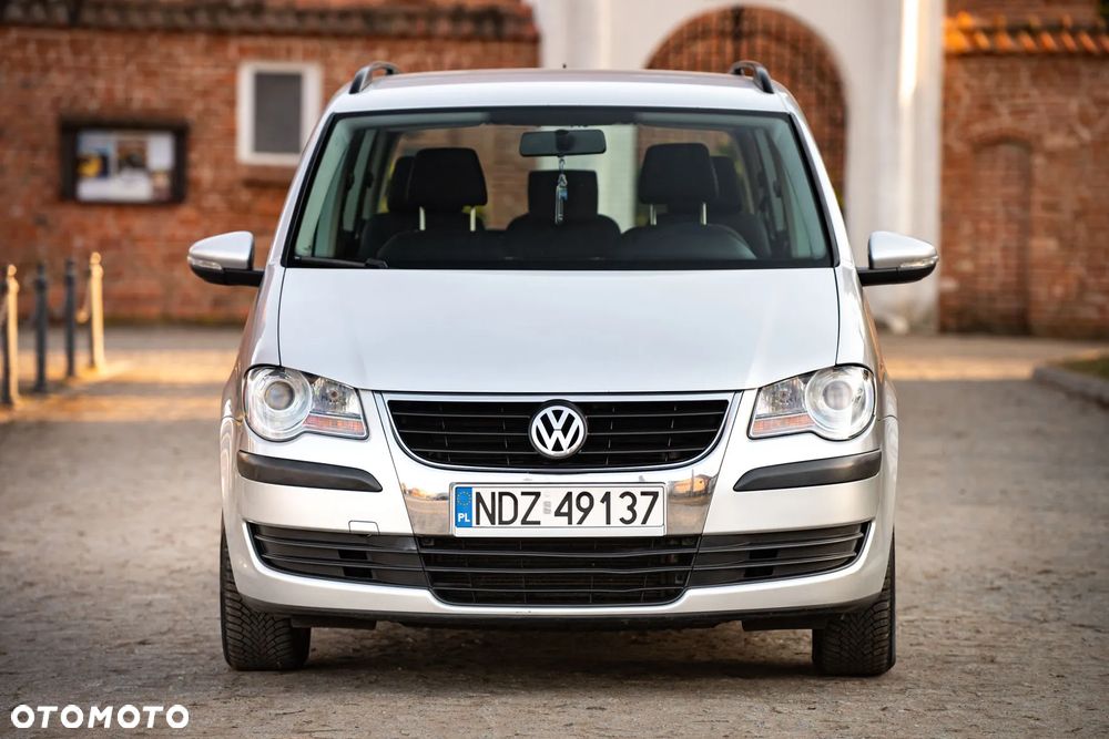 Volkswagen Touran 1.9 TDI DPF Conceptline - 2