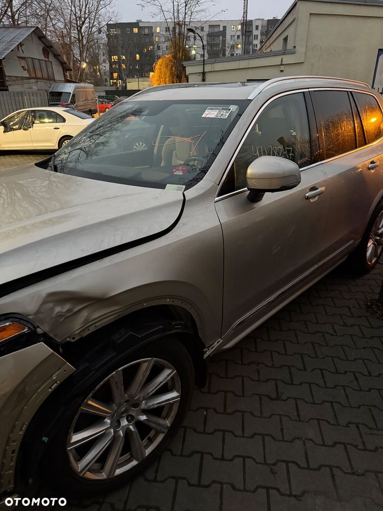 Volvo XC 90 T6 AWD Geartronic Inscription - 17