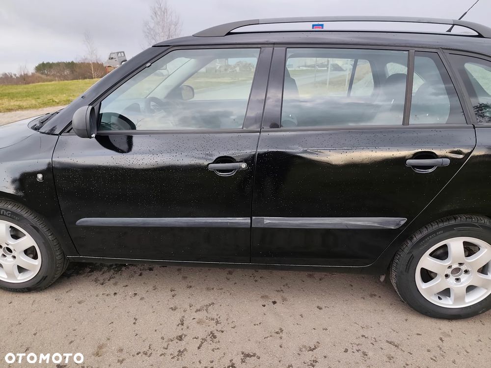 Skoda Fabia 1.4 16V Comfort - 14