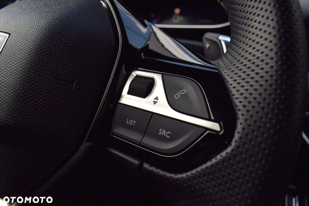 Peugeot 2008 1.2 PureTech GT S&S EAT8 - 27