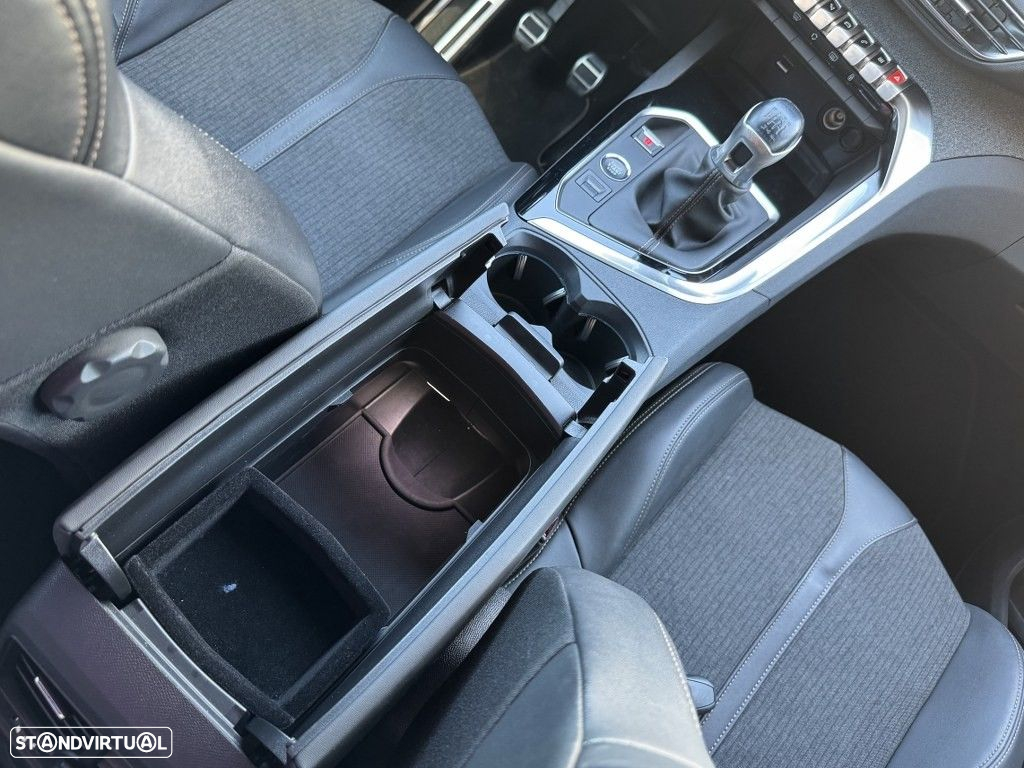 Peugeot 5008 1.5 BlueHDi GT Line - 18