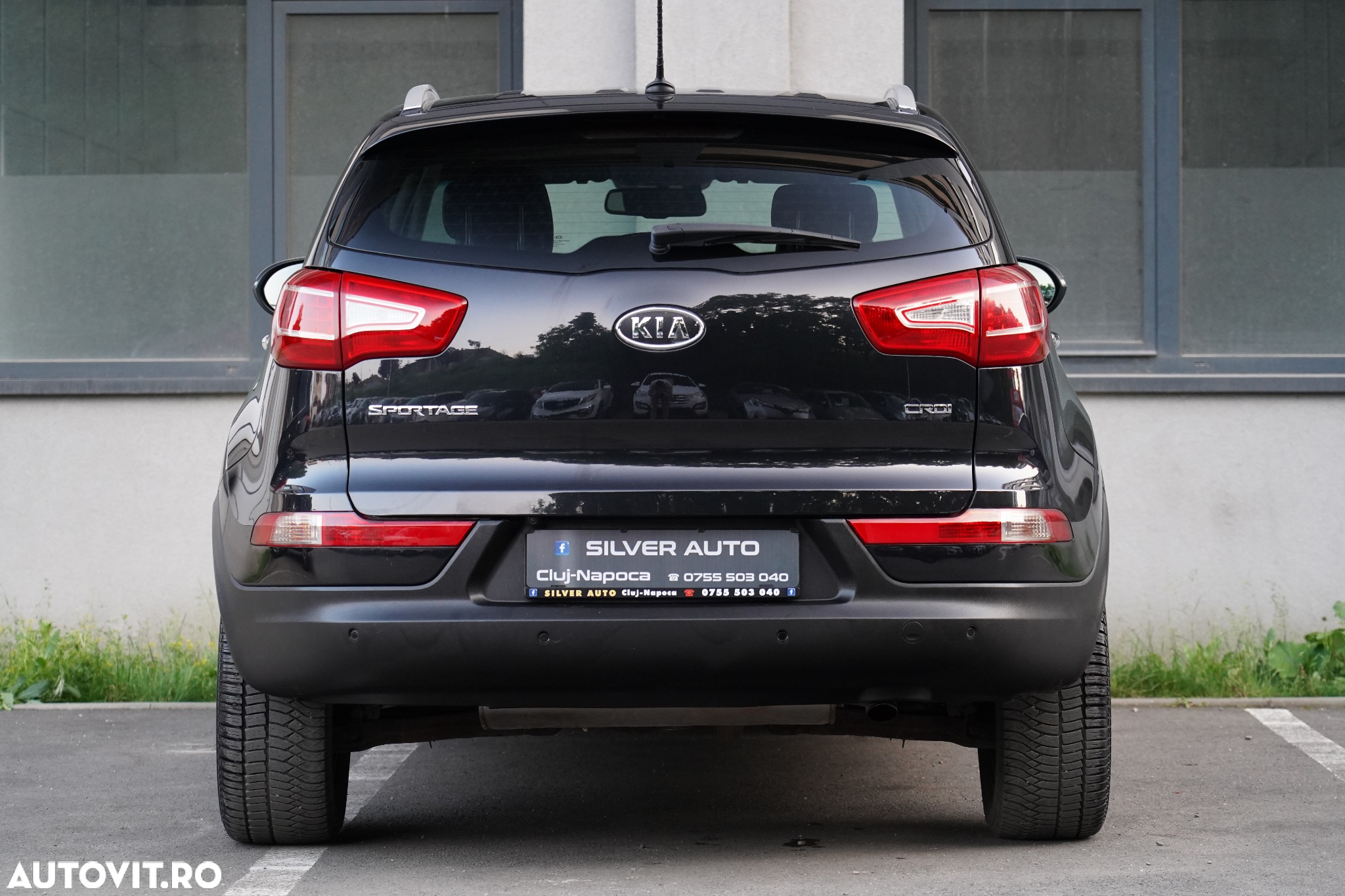 Kia Sportage 2,0 CRDI AWD Aut. Platinum - 4